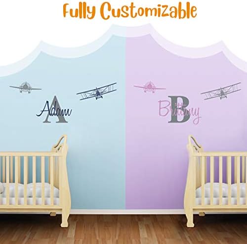 Потребителско име и инициал с красиви самолетиками - Серия Aeronautical - Baby Boy - Стикер на стената на Детската стая за децата от дома спални (AM) (Широчина 30 x височина 12)